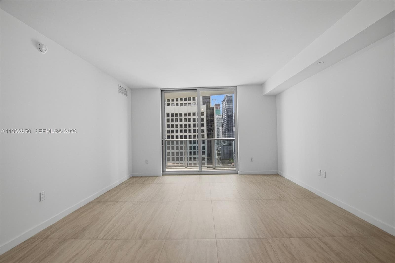 77 SE 5th Street 2914 photo 19