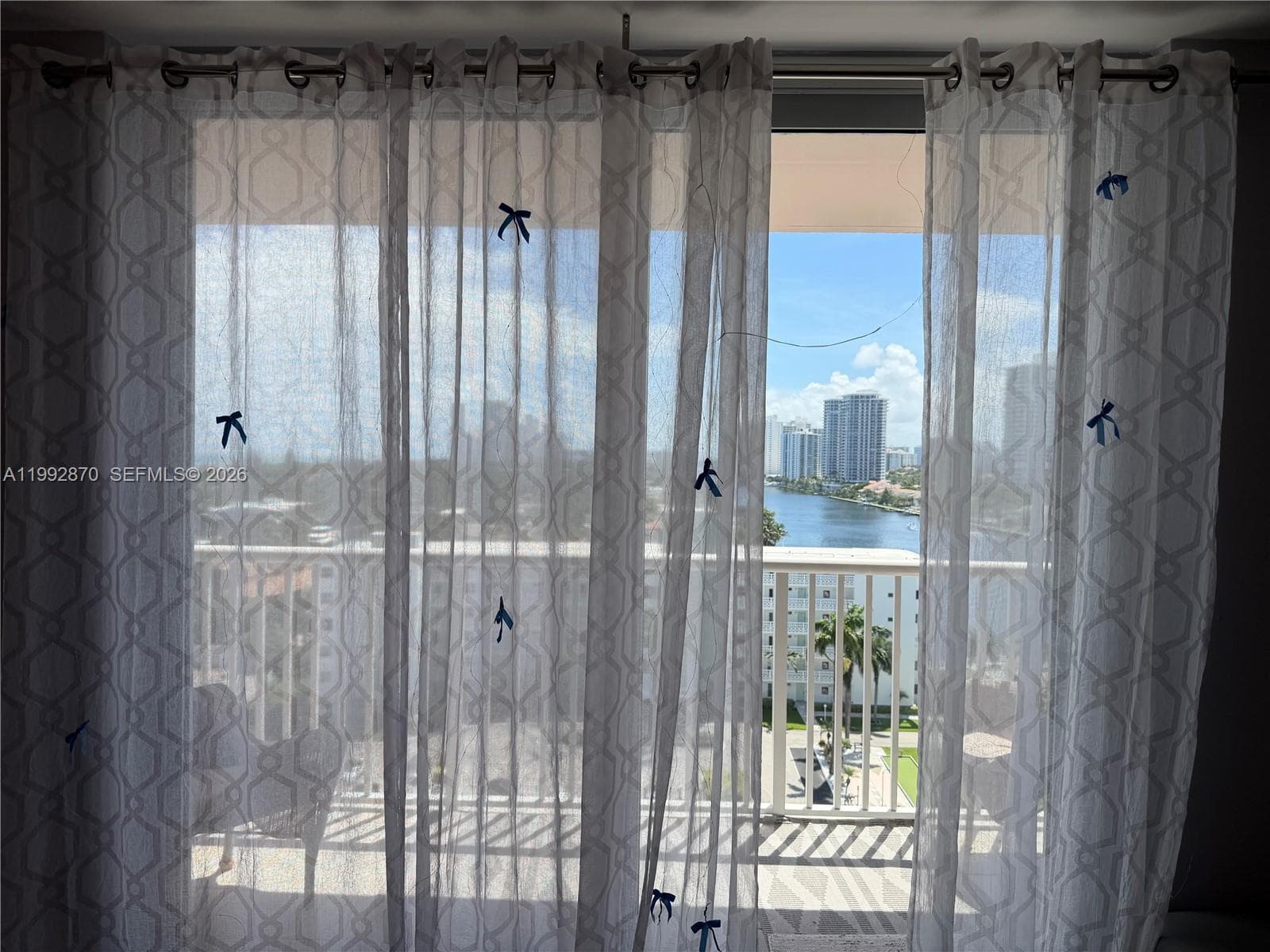3161 Ocean Dr 1109 photo 14