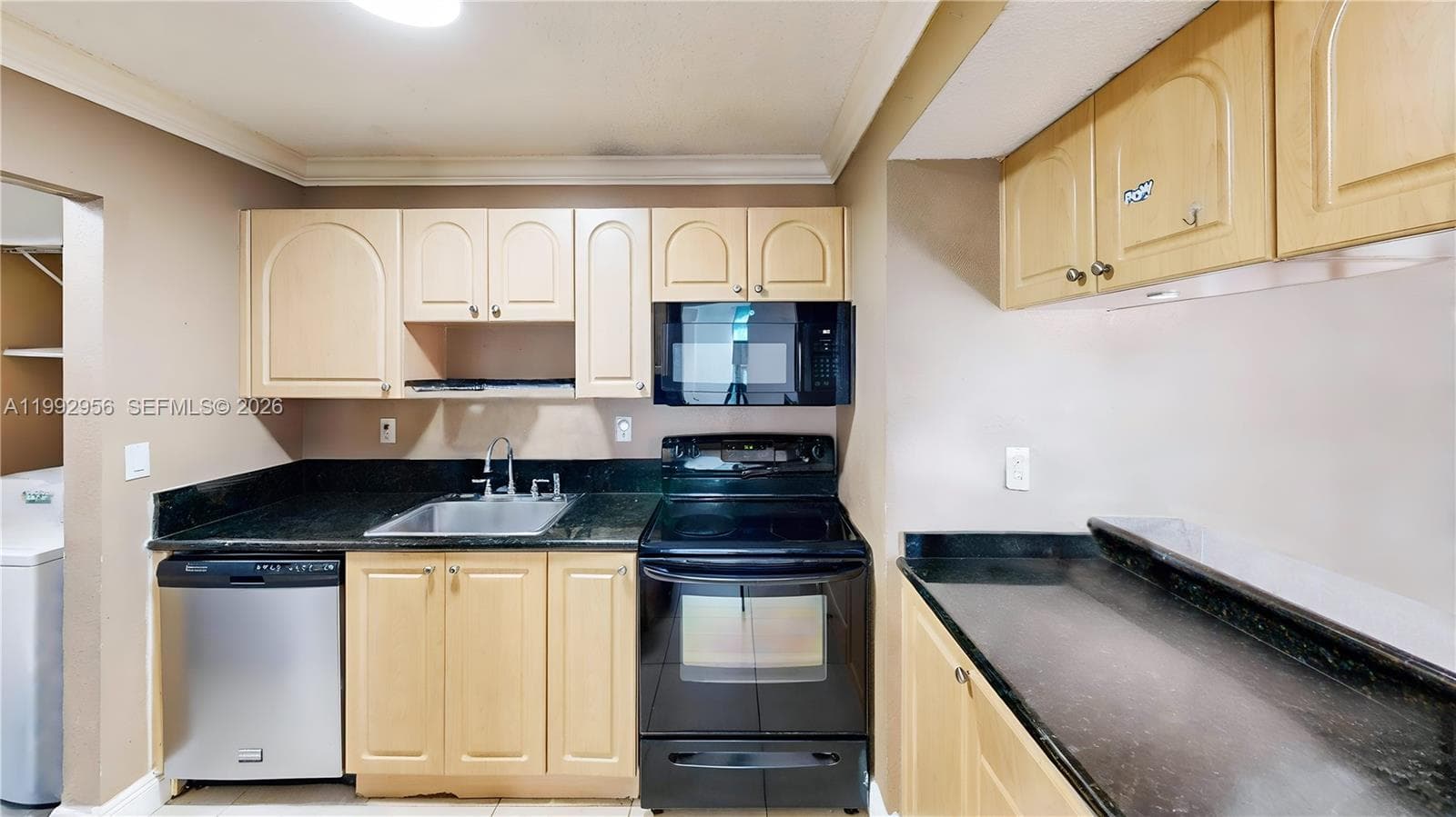 10765 SW 108th Ave 208 photo 9