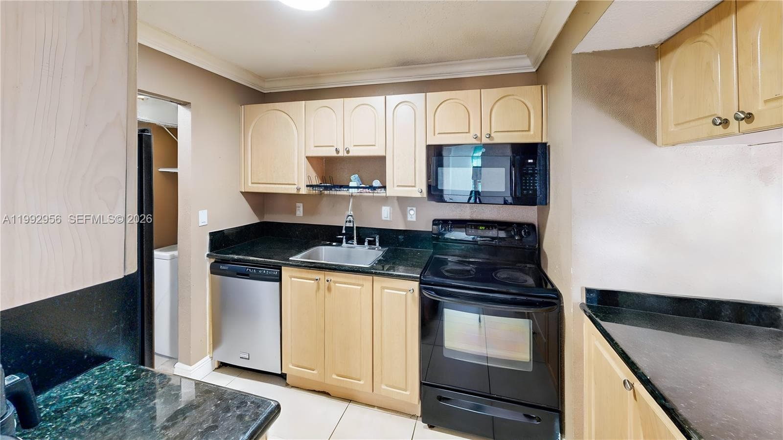 10765 SW 108th Ave 208 photo 10