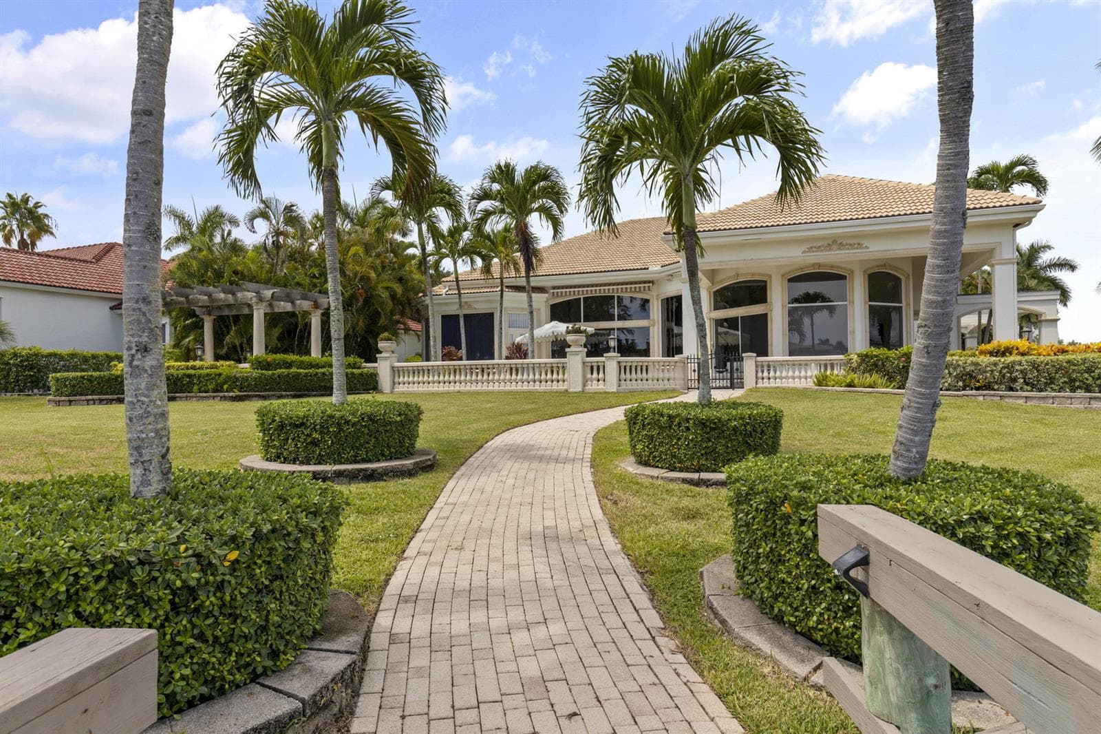 2435 Snook Trail photo 9