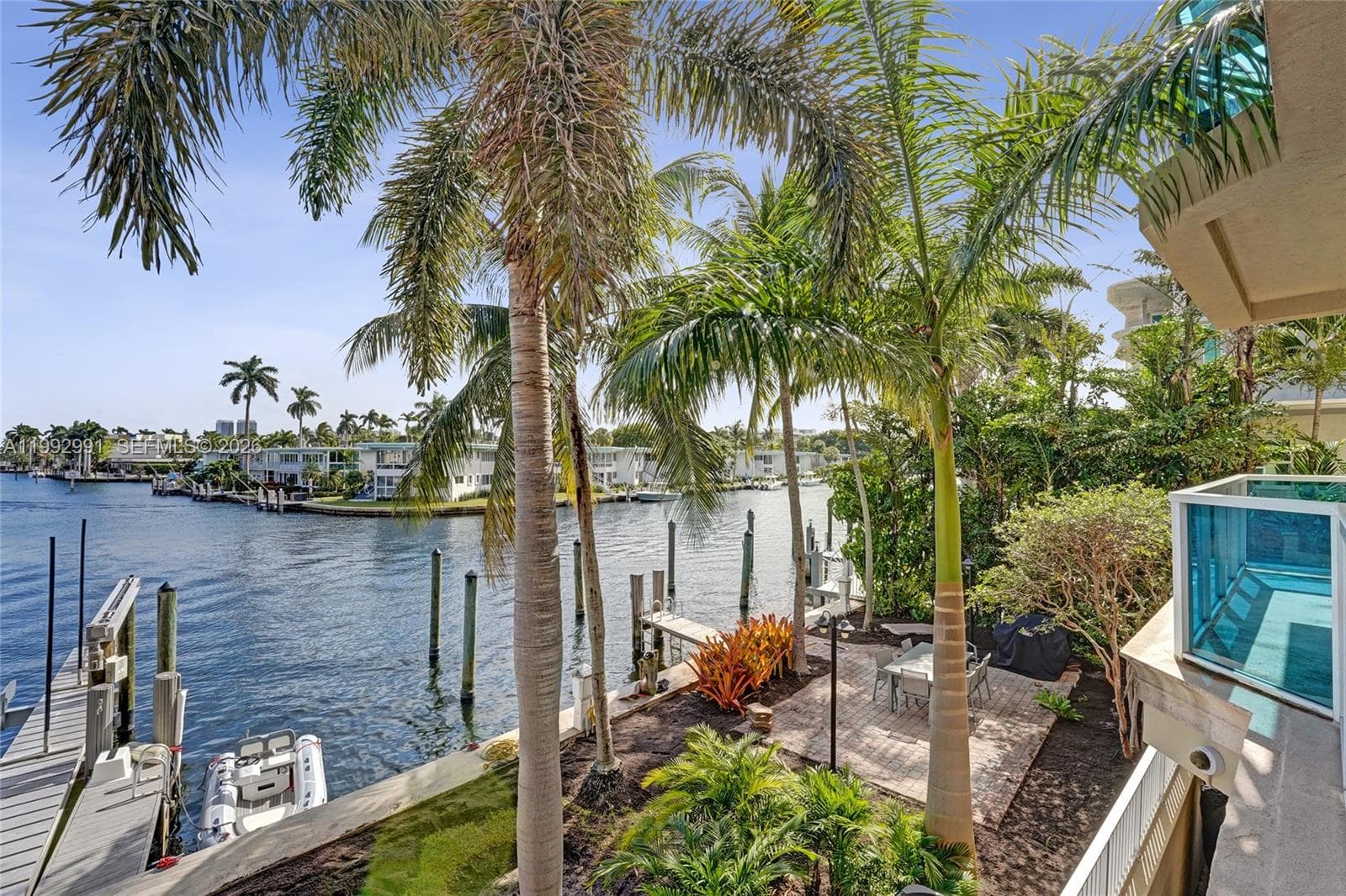 516 Hendricks Isle 2C photo 5