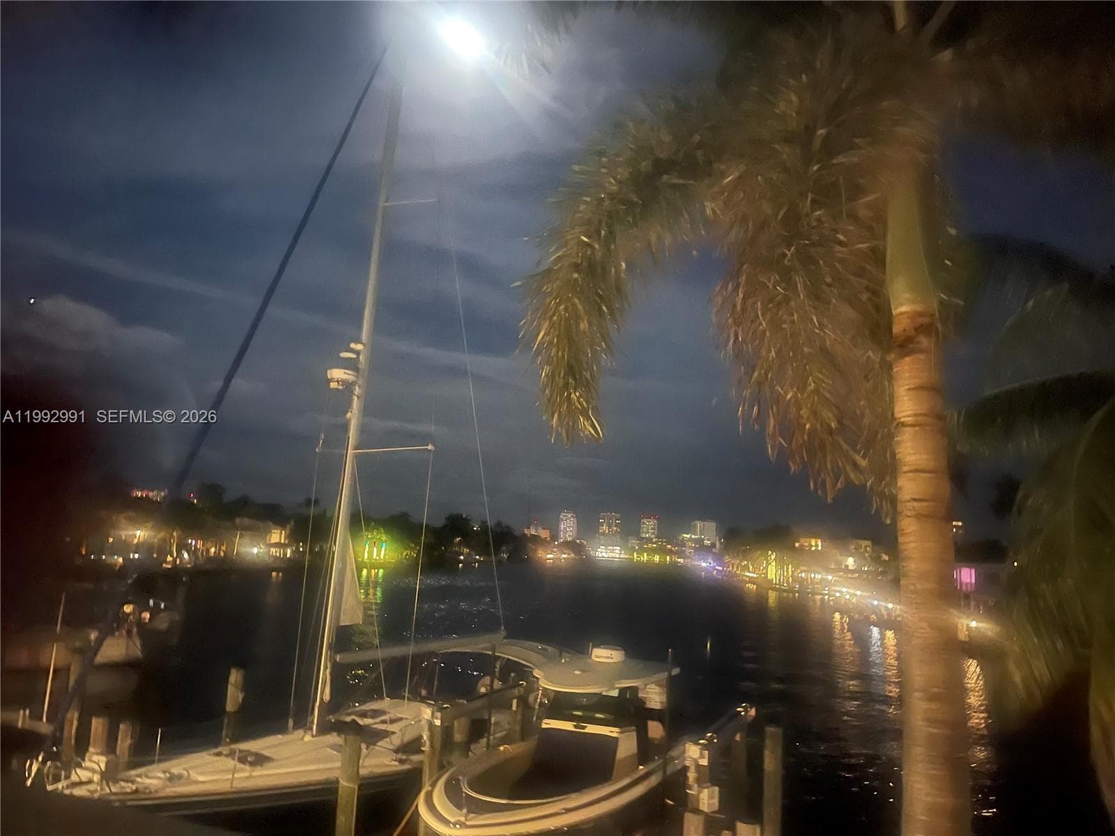 516 Hendricks Isle 2C photo 9