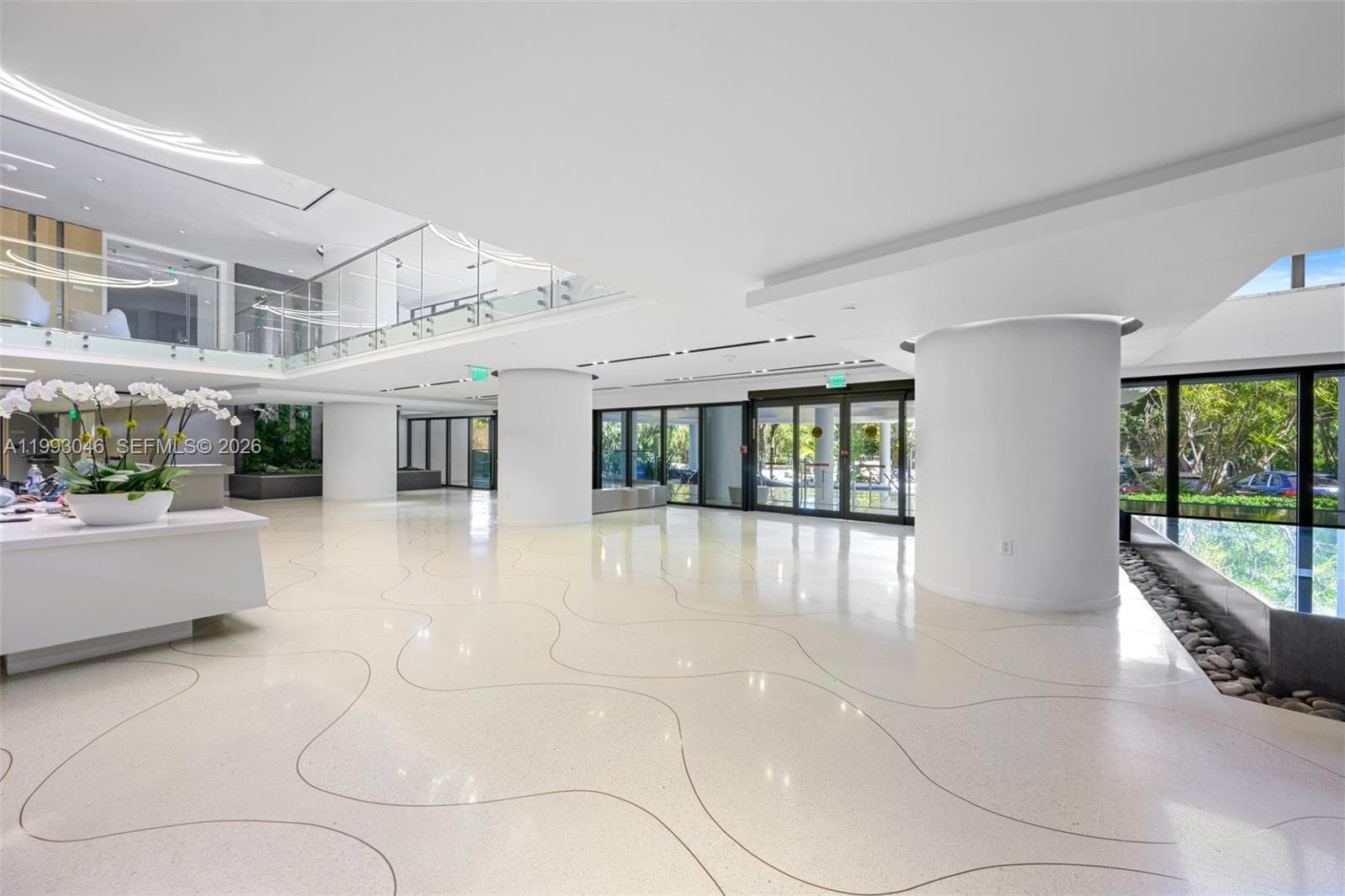 9 Island Ave 810 photo 22