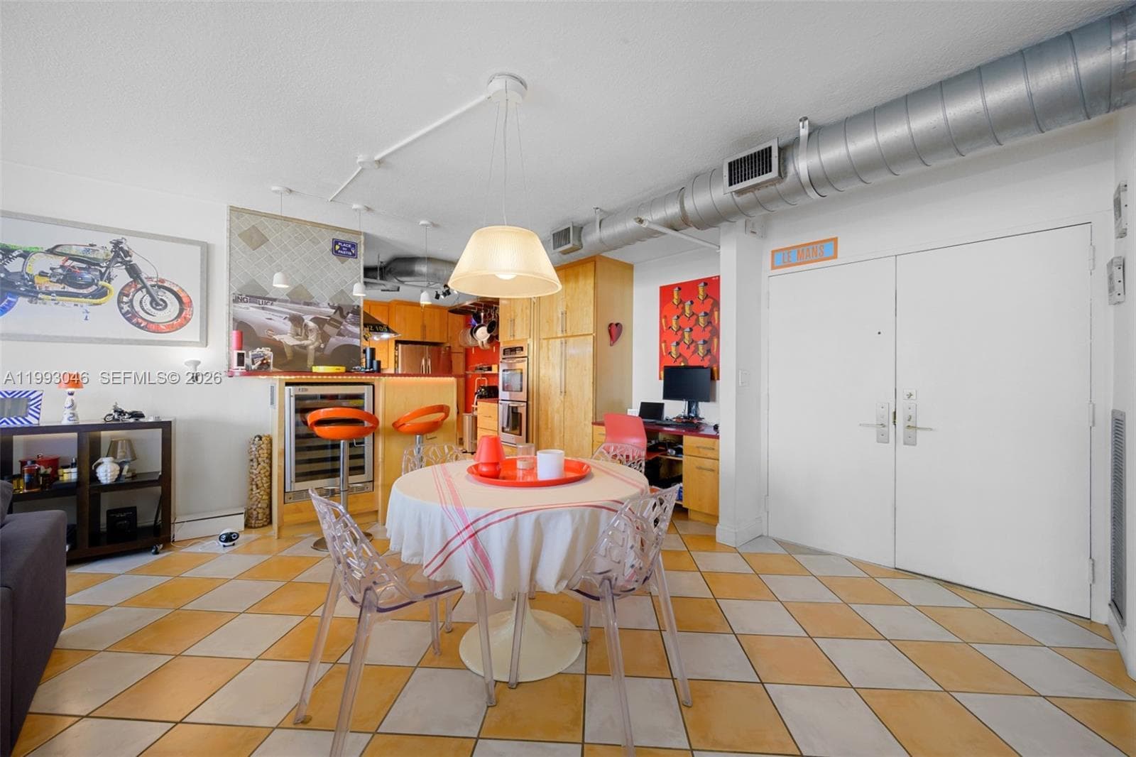 9 Island Ave 810 photo 10
