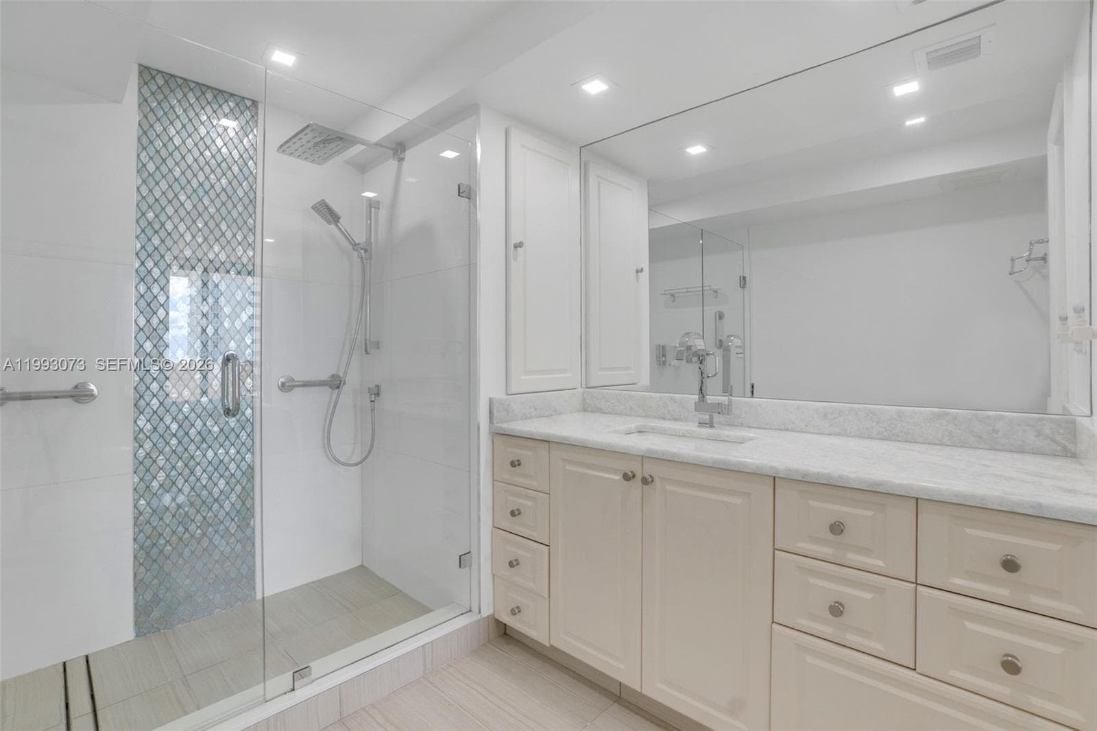 1361 Ocean Blvd 604 photo 22