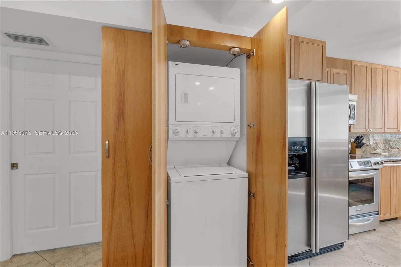 1361 Ocean Blvd 604 photo 5