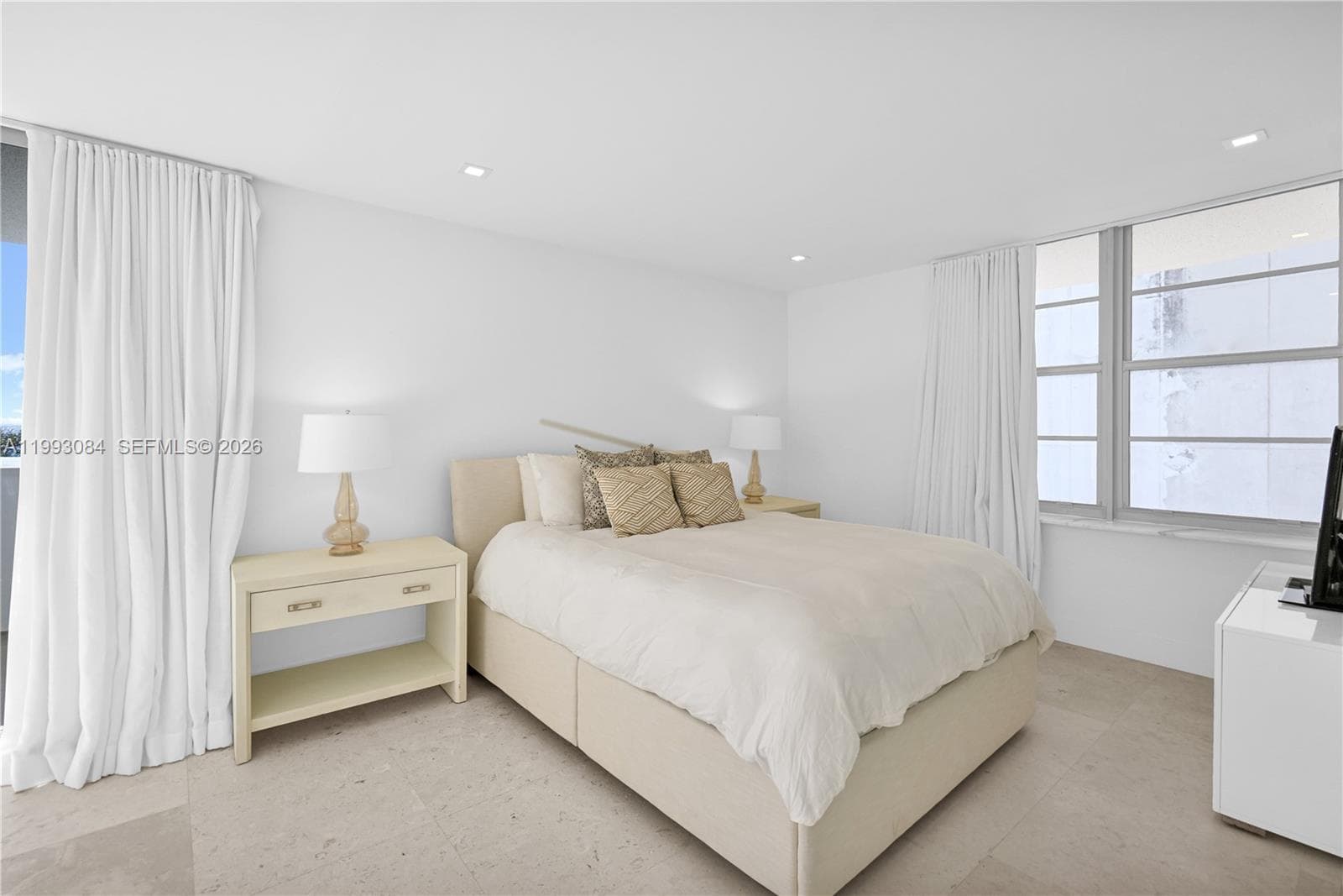 5555 Collins Ave 3N photo 19