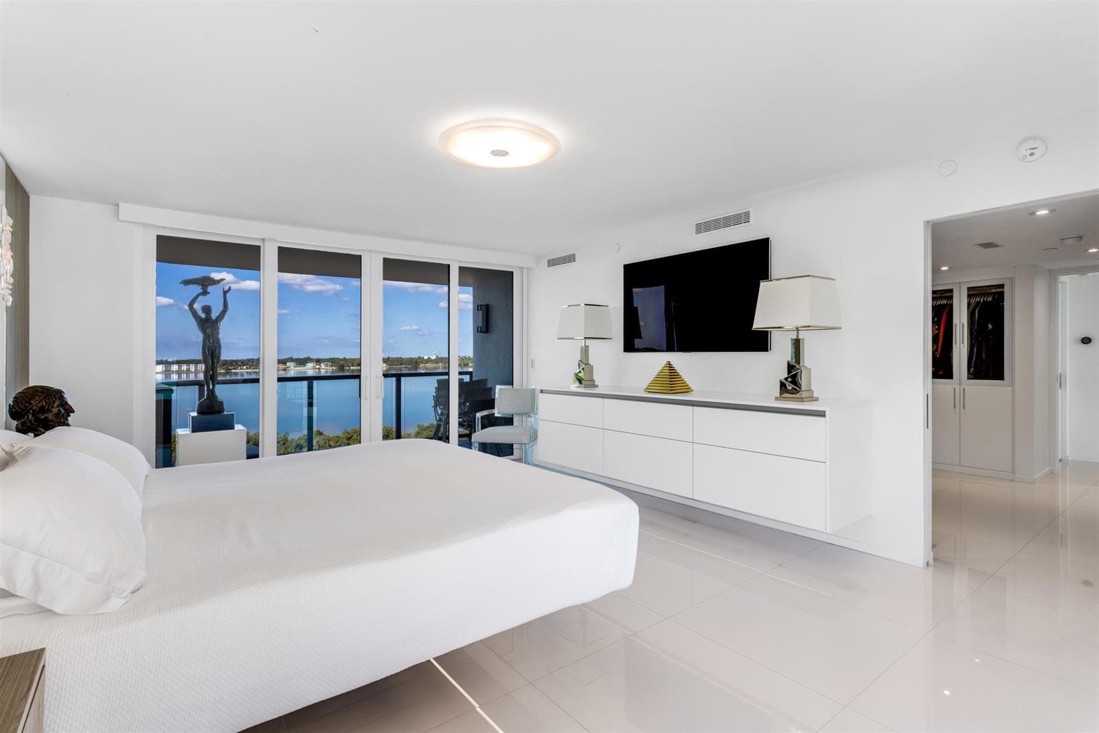 3440 S Ocean Boulevard 708s photo 16