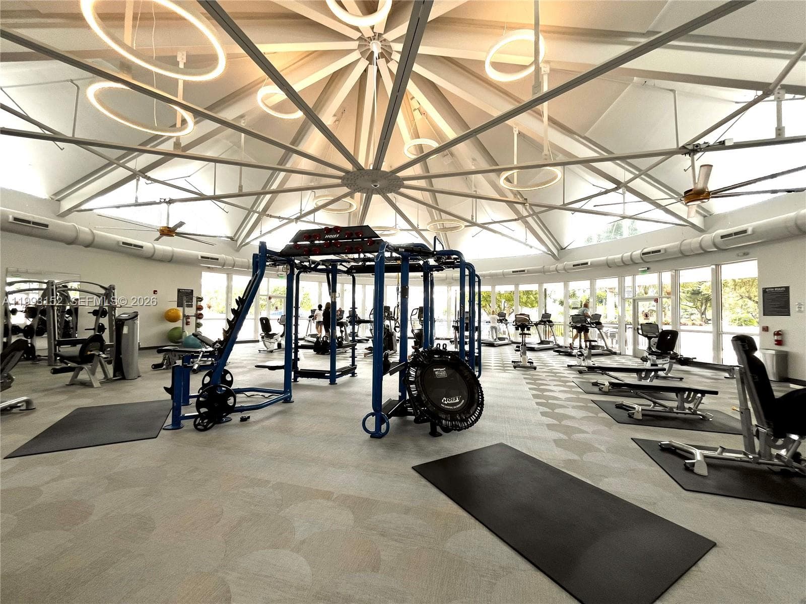 2500 Parkview Dr 1803 photo 14