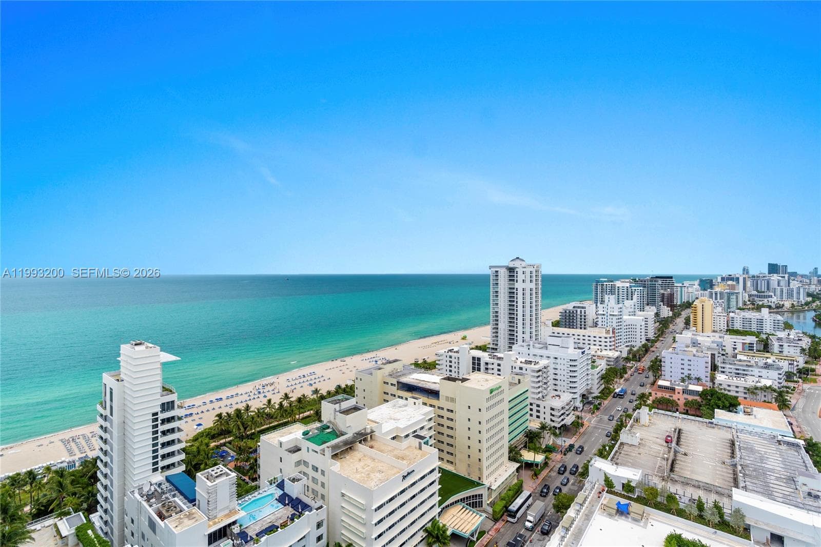 4401 Collins Ave 2612 photo 2