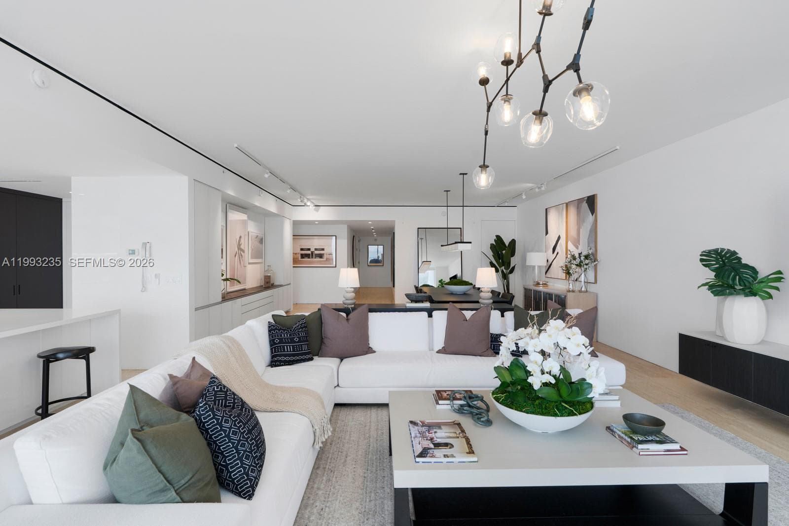 9111 Collins Ave N-717 photo 5