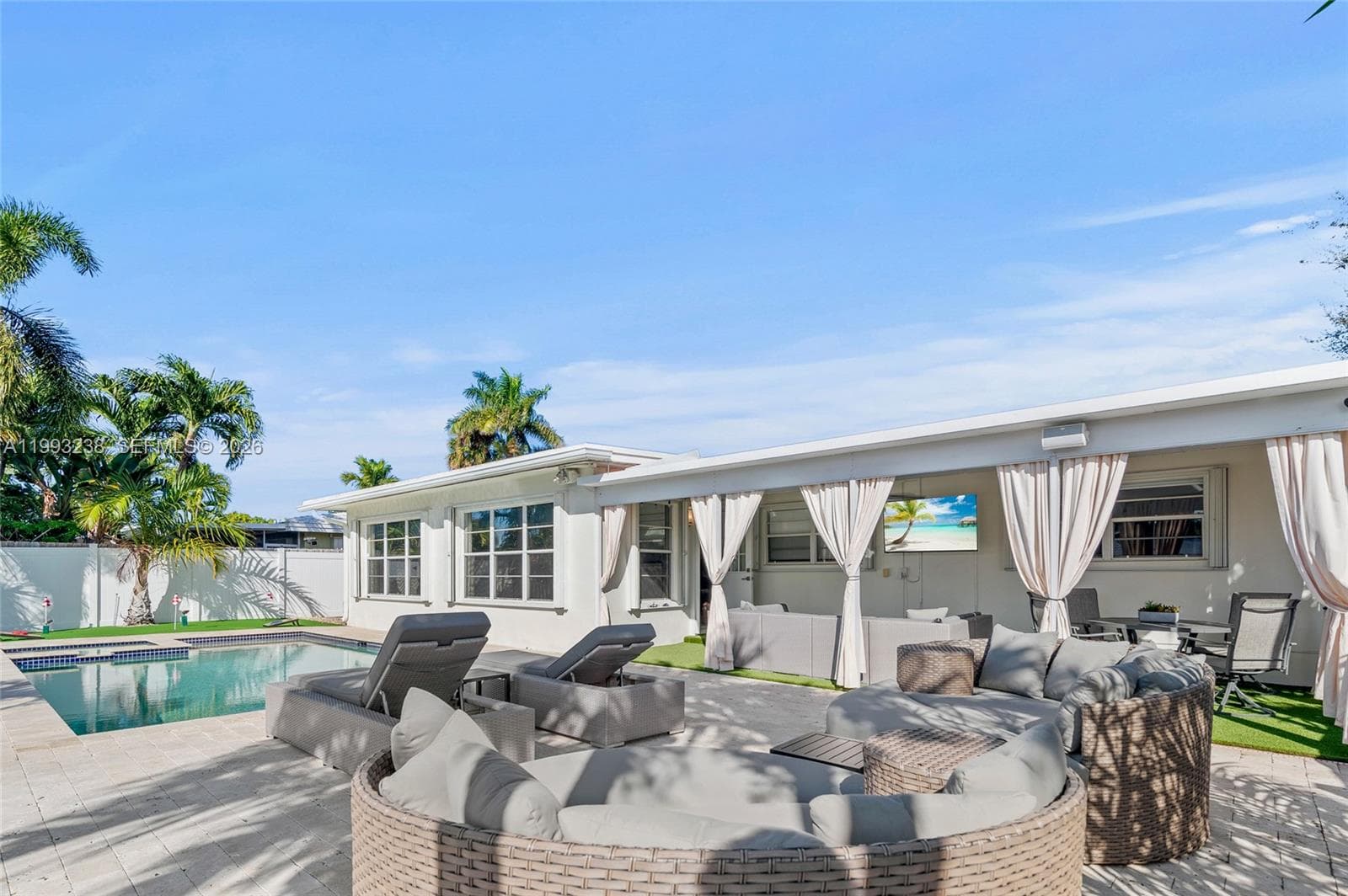 2207 16th Ave photo 23