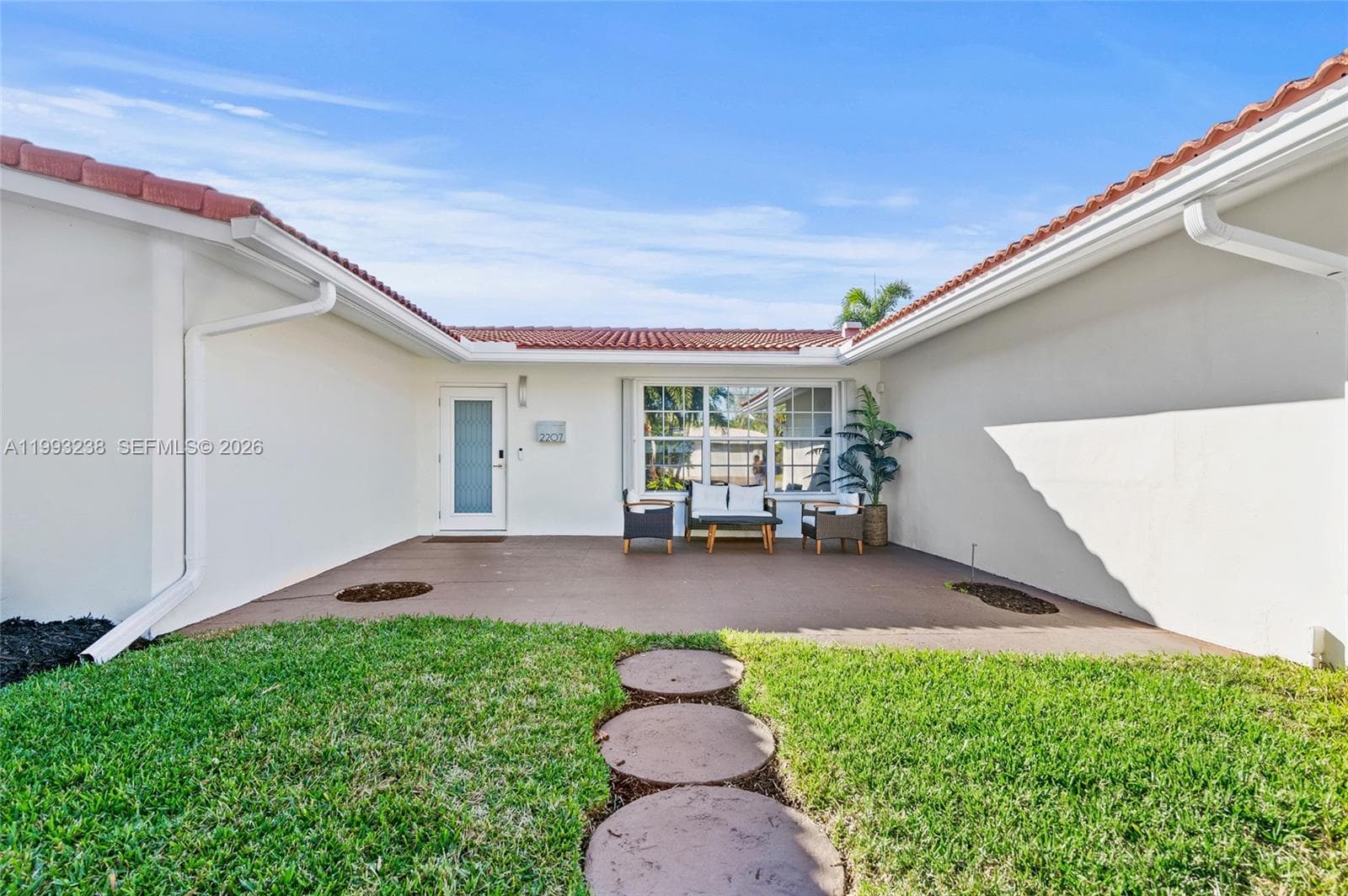 2207 16th Ave photo 3