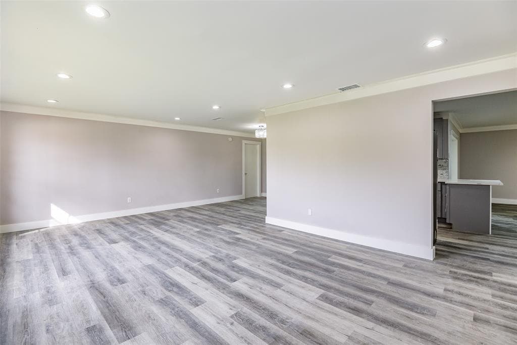 22500 Labrador Street photo 8