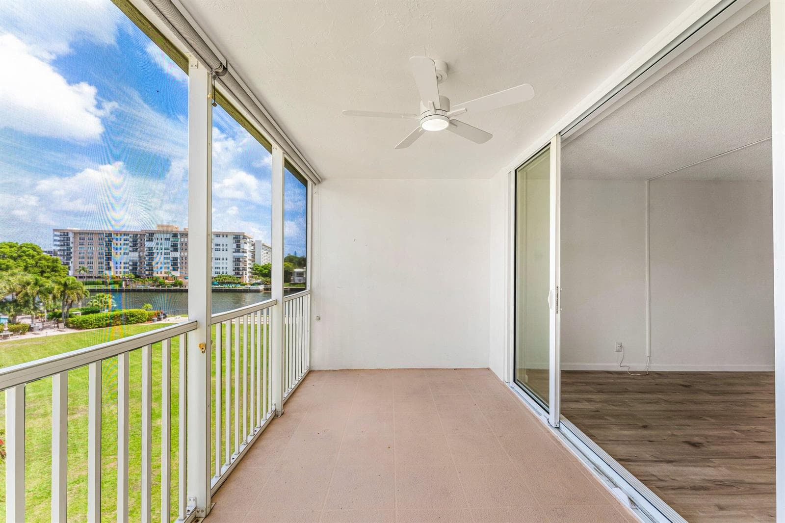 3100 NE 48th Court 415 photo 18