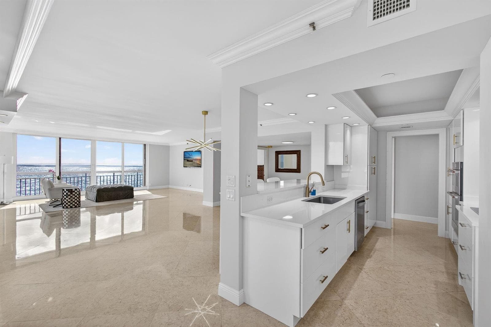 4000 N Ocean Drive 701 photo 23