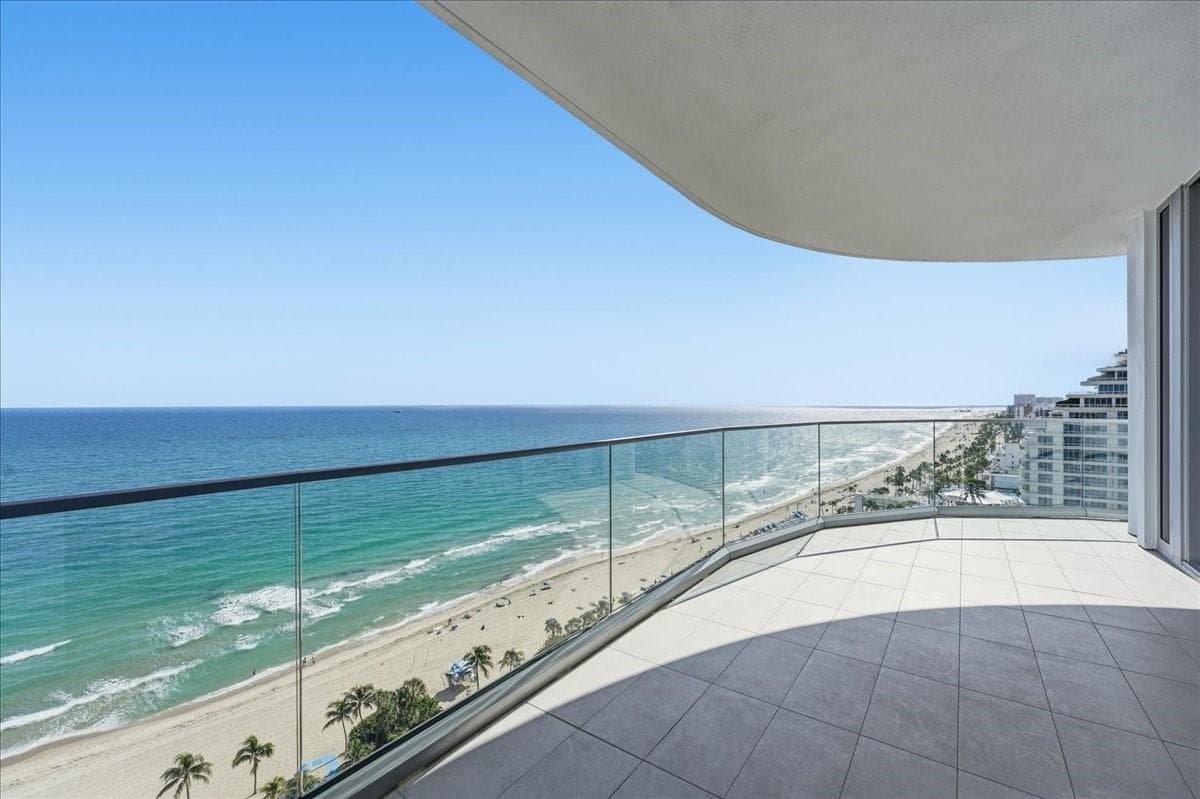 151 N Seabreeze Boulevard 1601 E photo 2