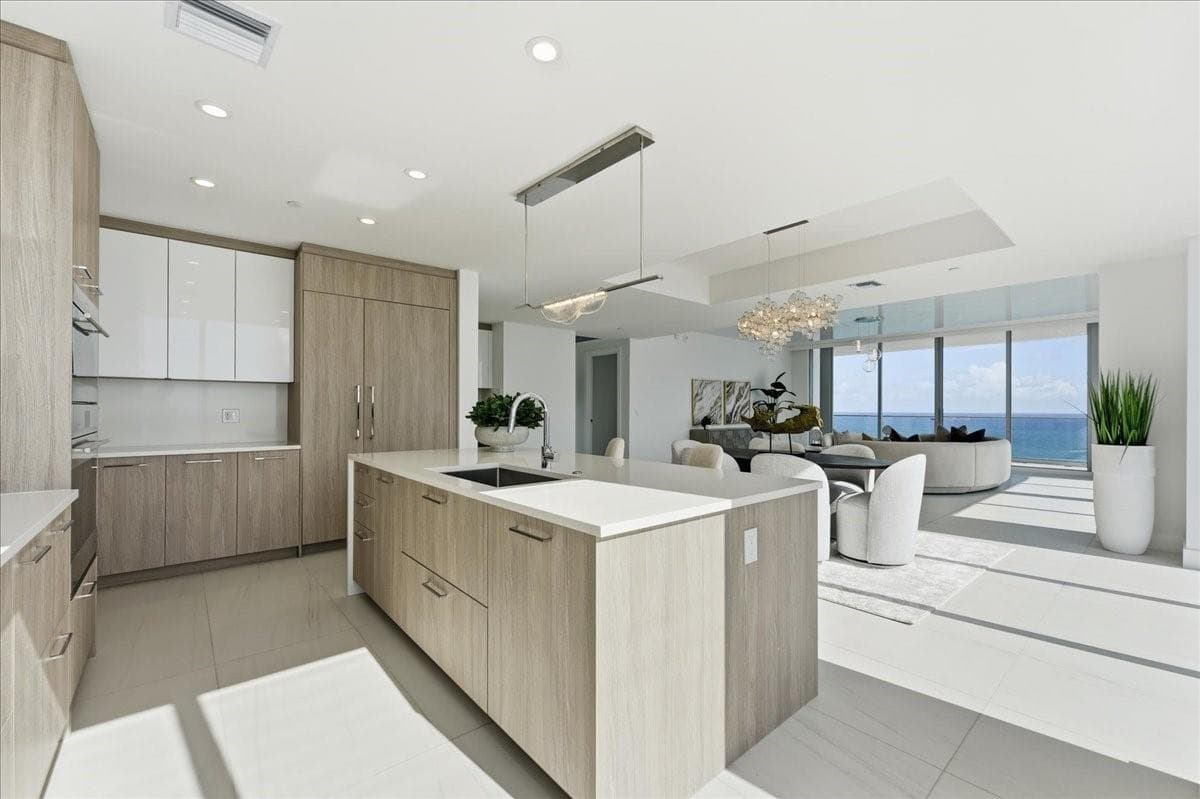 151 N Seabreeze Boulevard 1601 E photo 10