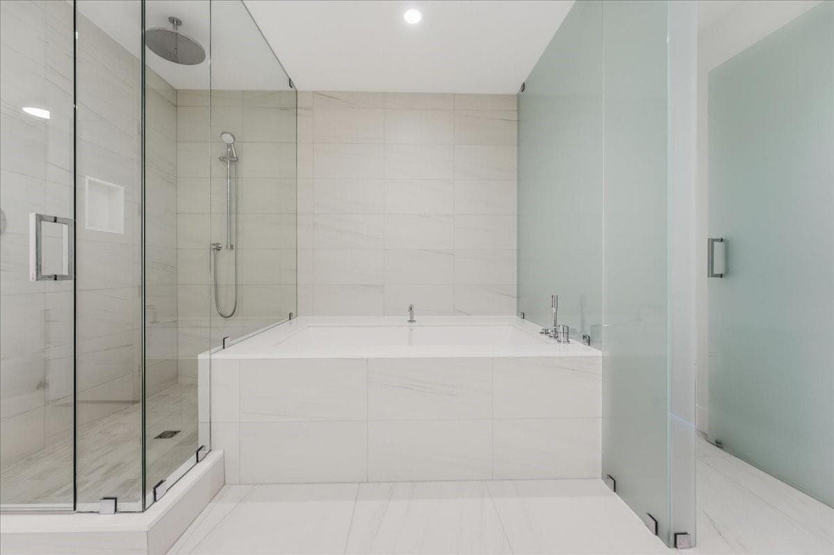 151 N Seabreeze Boulevard 1601 E photo 15