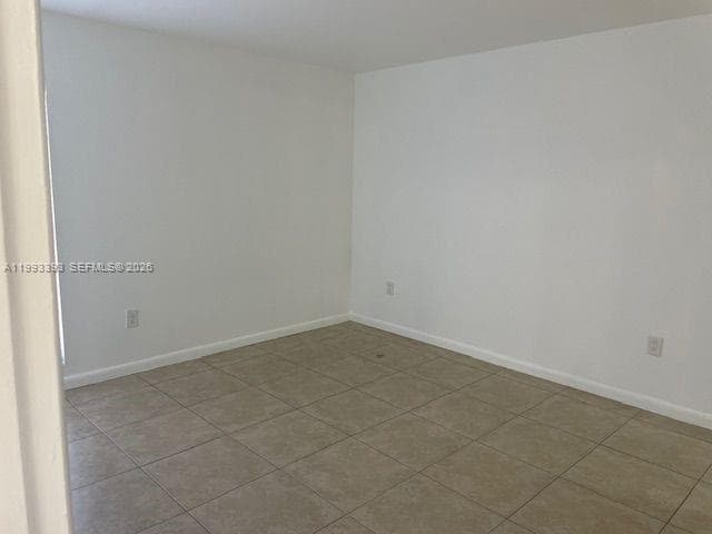 4709 7th St 408-9 photo 10