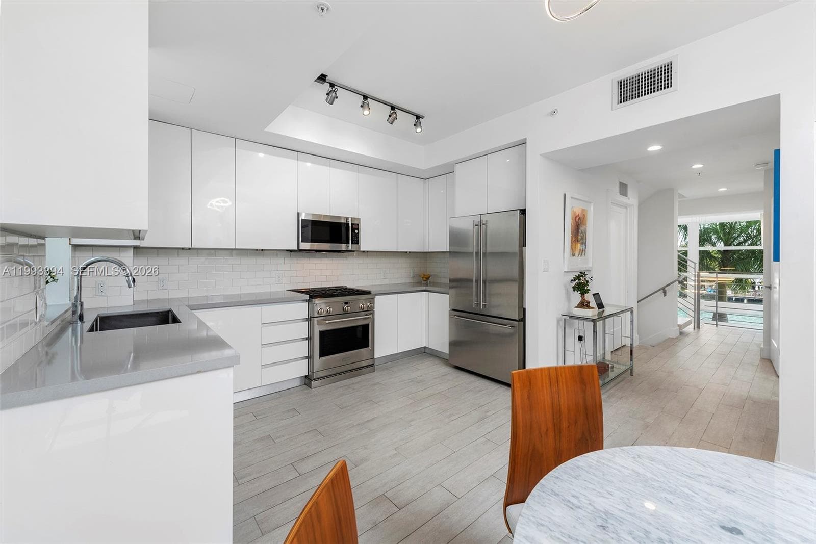 41 N Shore Dr photo 5