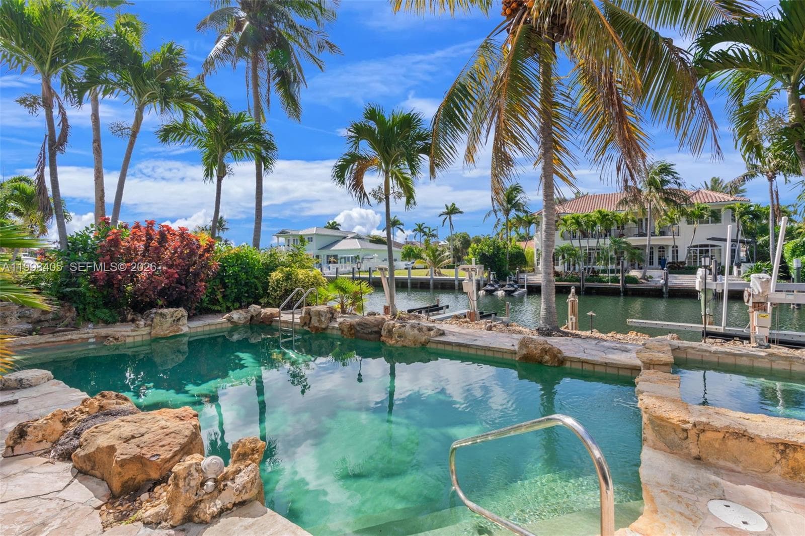 2858 33rd St photo 7