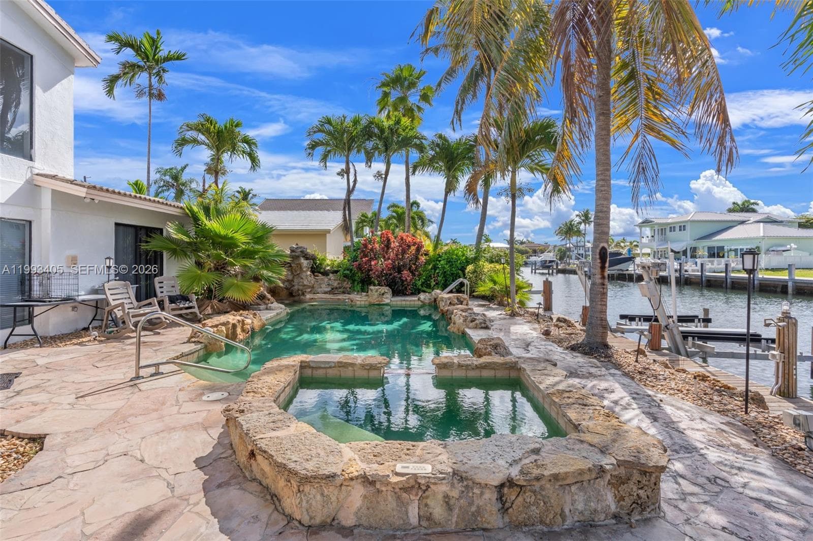 2858 33rd St photo 14