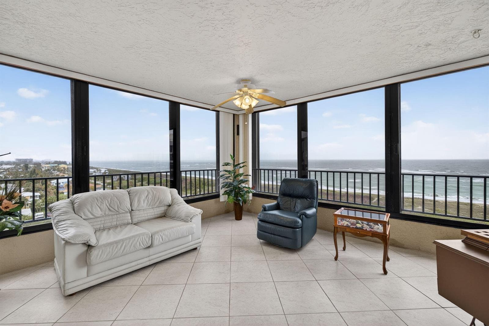 2400 S Ocean Drive 4302 photo 1