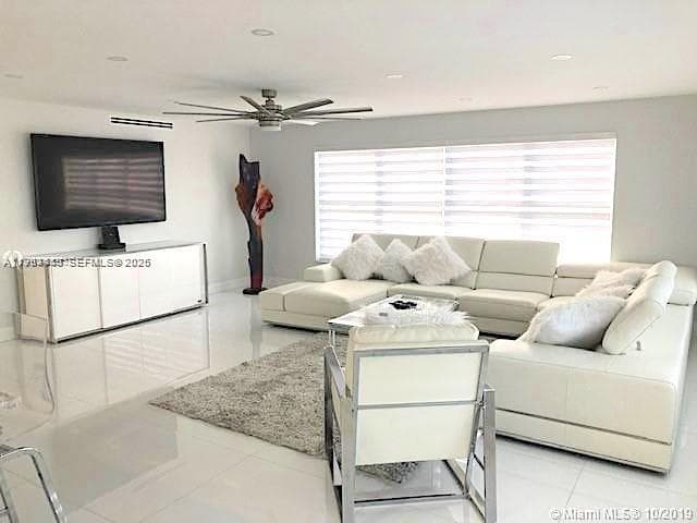 3900 Galt Ocean Dr 111 photo 10