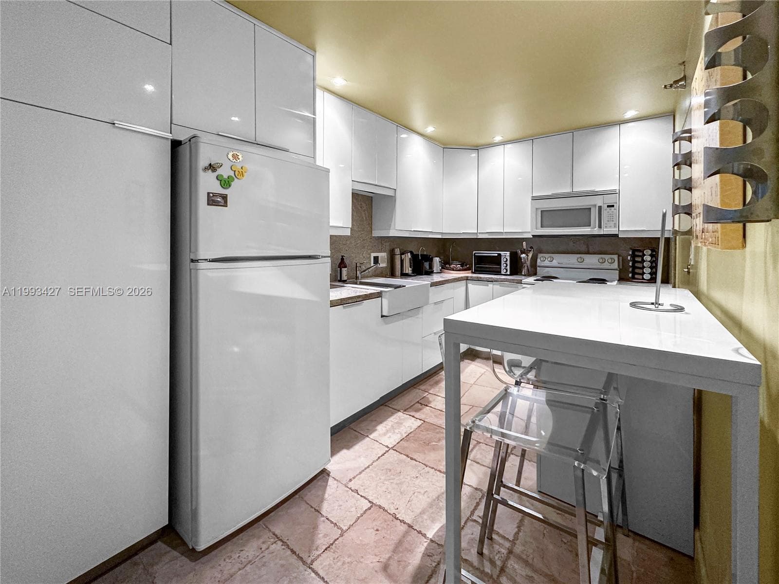 10185 Collins Ave 502 photo 10