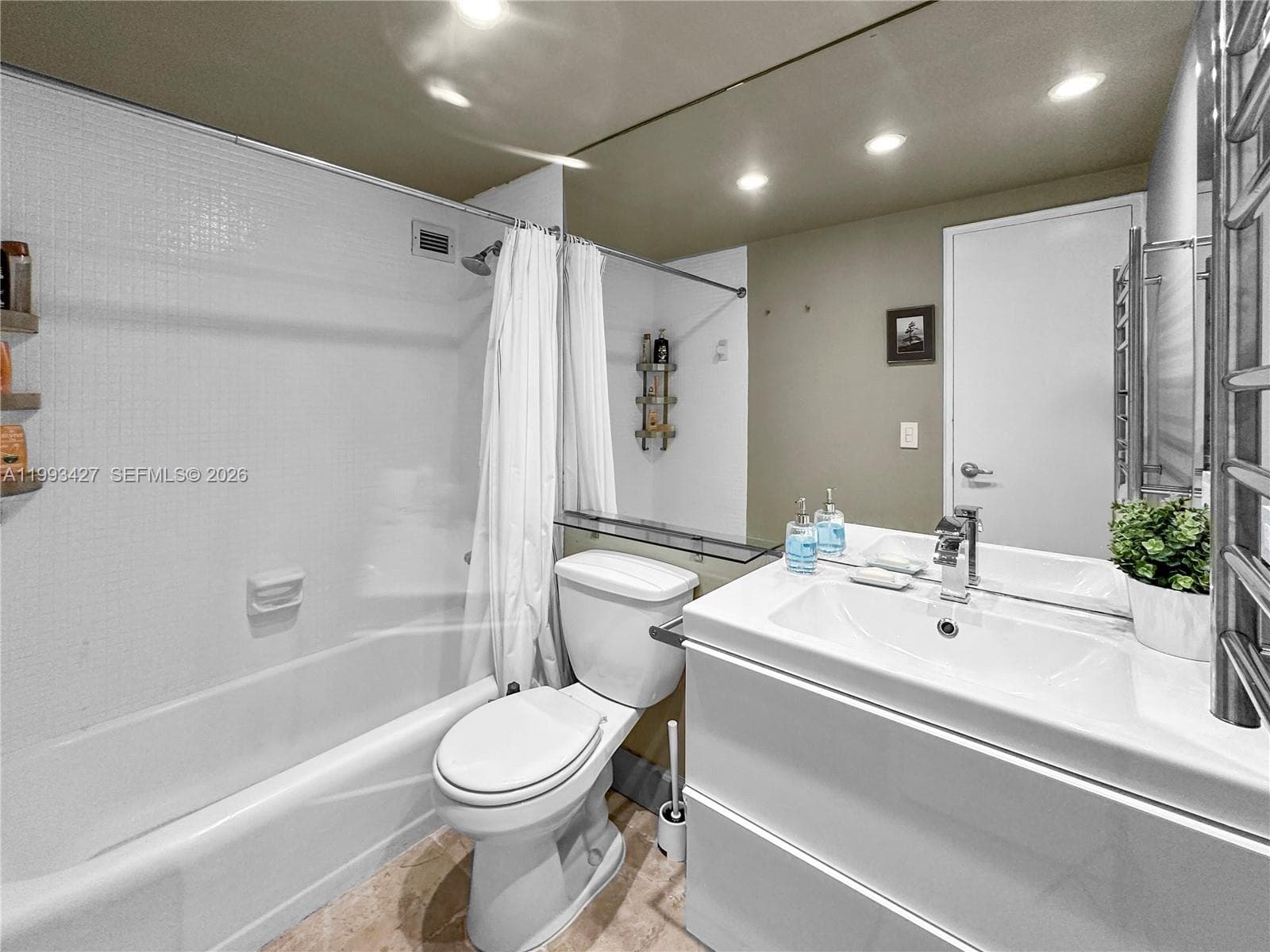 10185 Collins Ave 502 photo 15