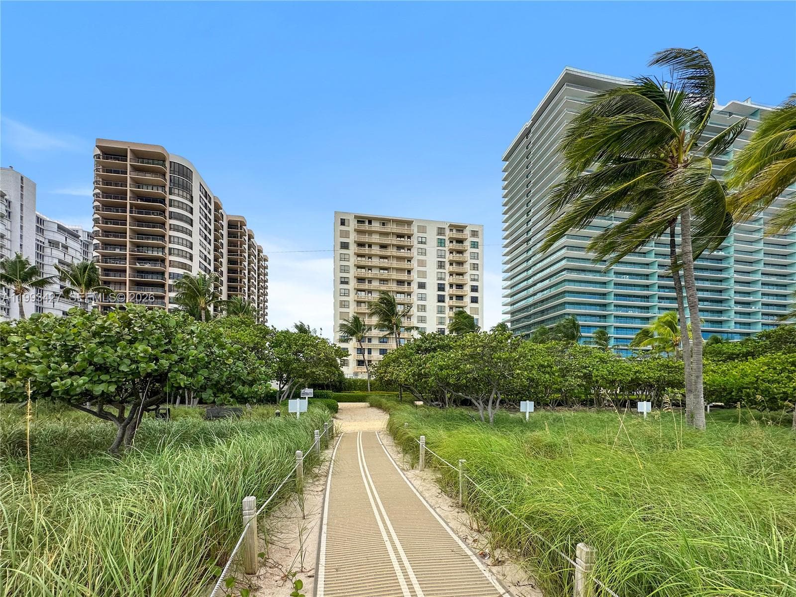10185 Collins Ave 502 photo 19