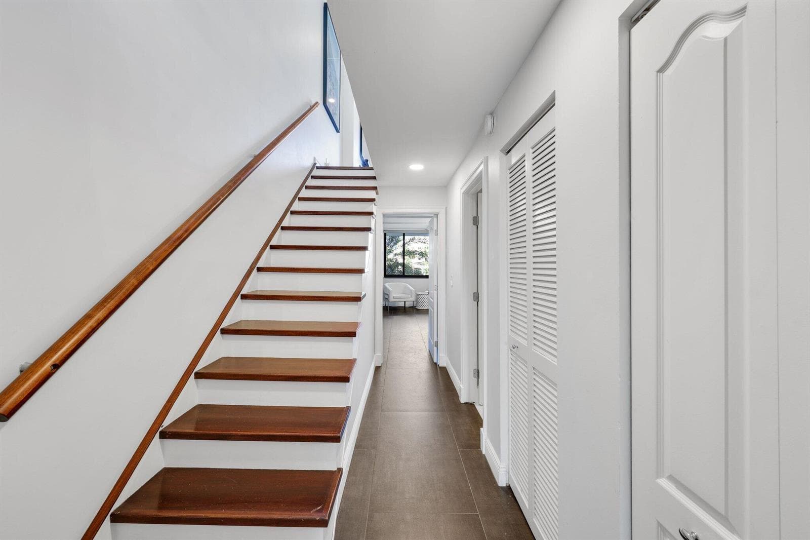 1800 S Ocean Drive 404 photo 19
