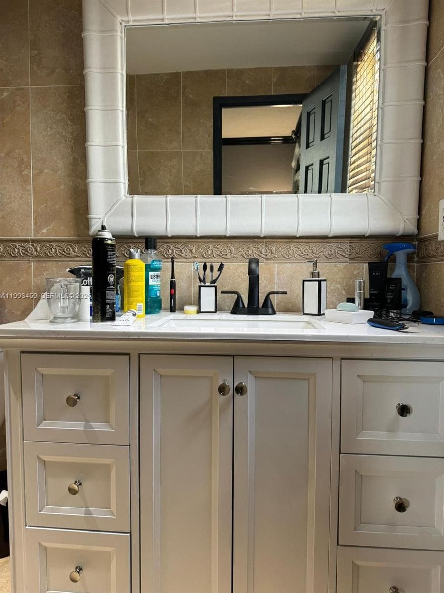 3801 Ocean Dr 4P photo 12