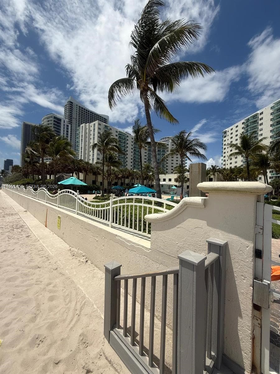 3801 Ocean Dr 4P photo 18