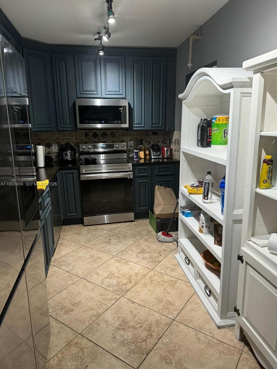 3801 Ocean Dr 4P photo 11