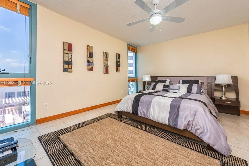 1500 Ocean Drive 609 photo 7