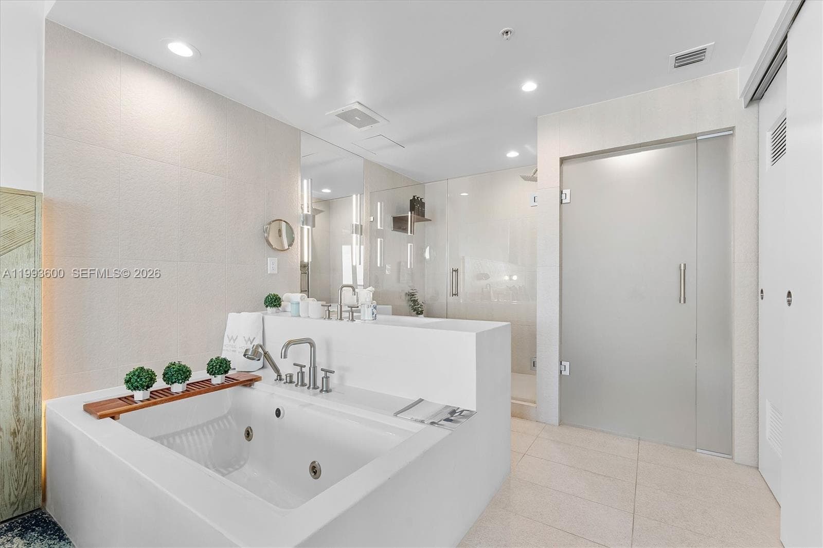 3101 Bayshore Dr 1508 photo 21