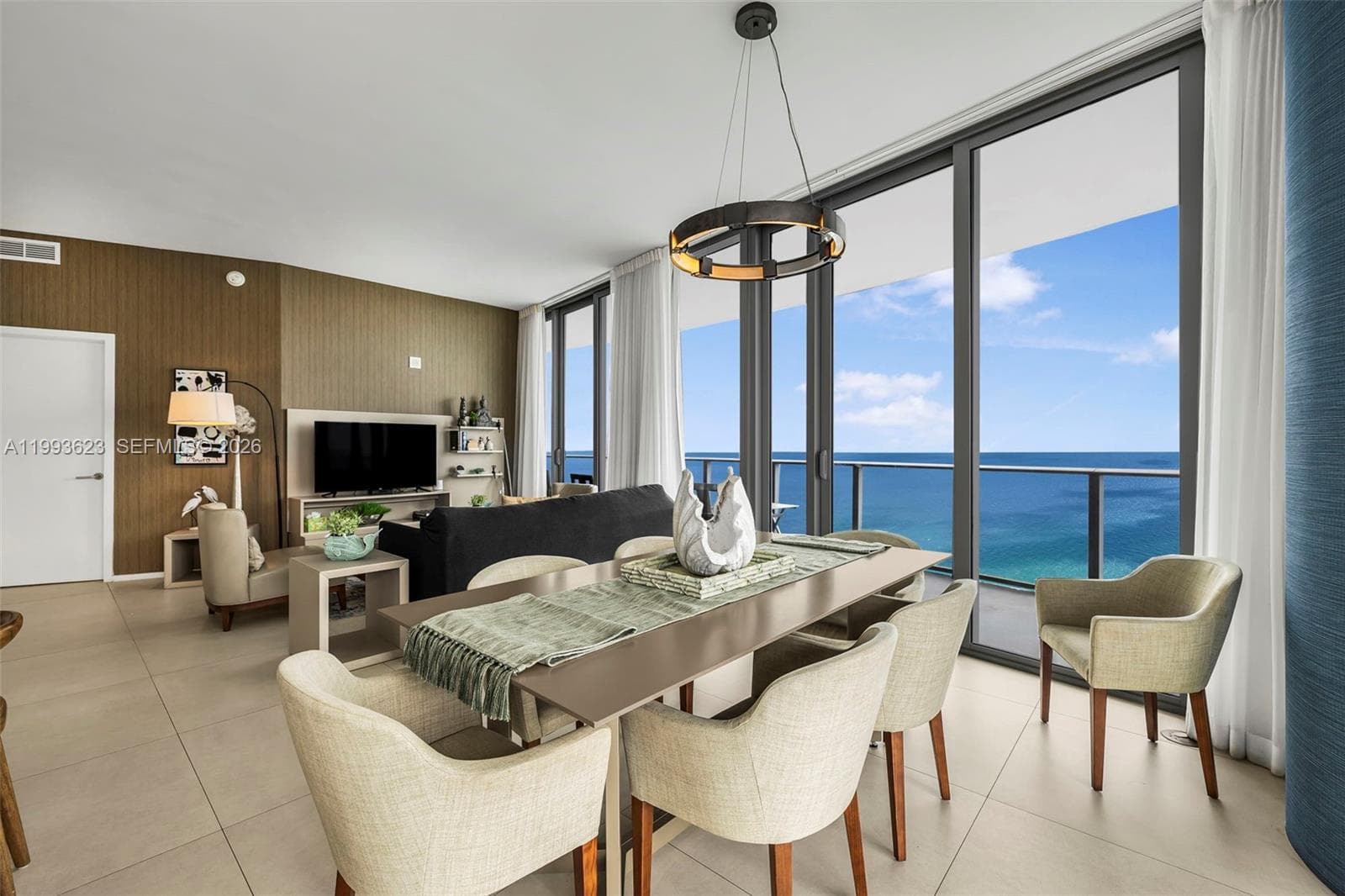 4111 Ocean Dr LPH1 photo 11