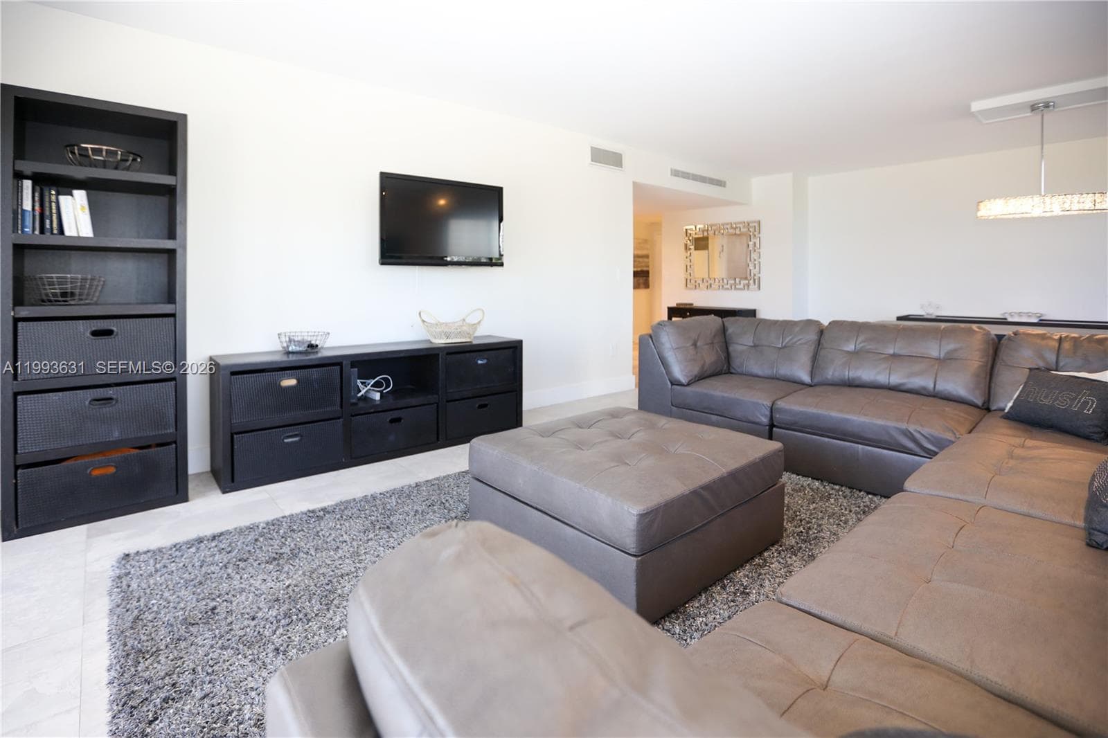 300 Bayview Dr 216 photo 7