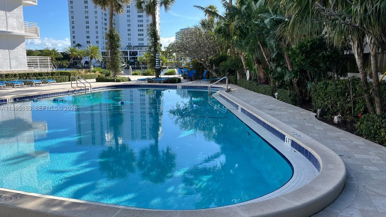 888 Intracoastal Dr 6E photo 3
