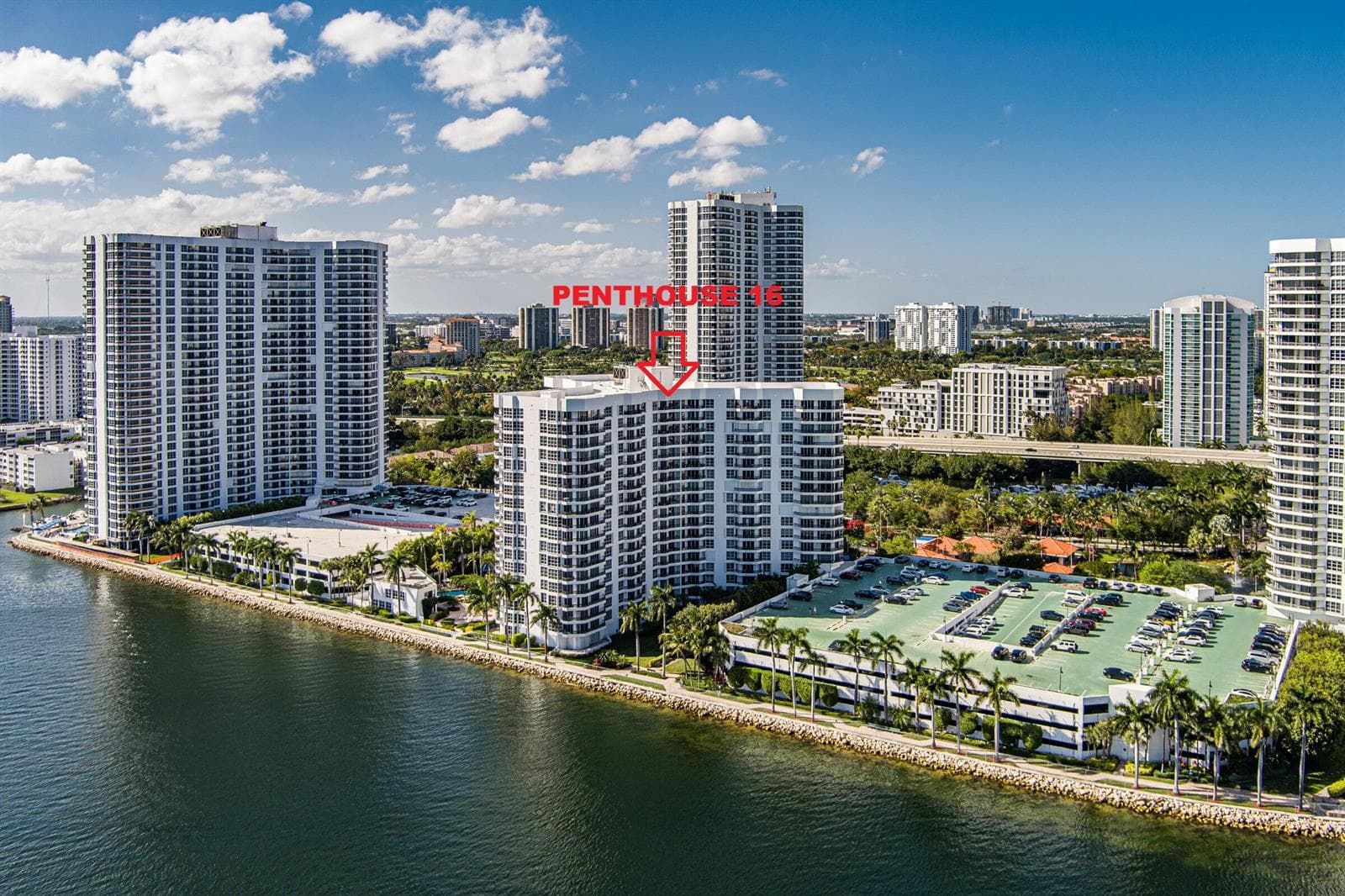 3600 Mystic Pointe Drive Ph16 photo 5