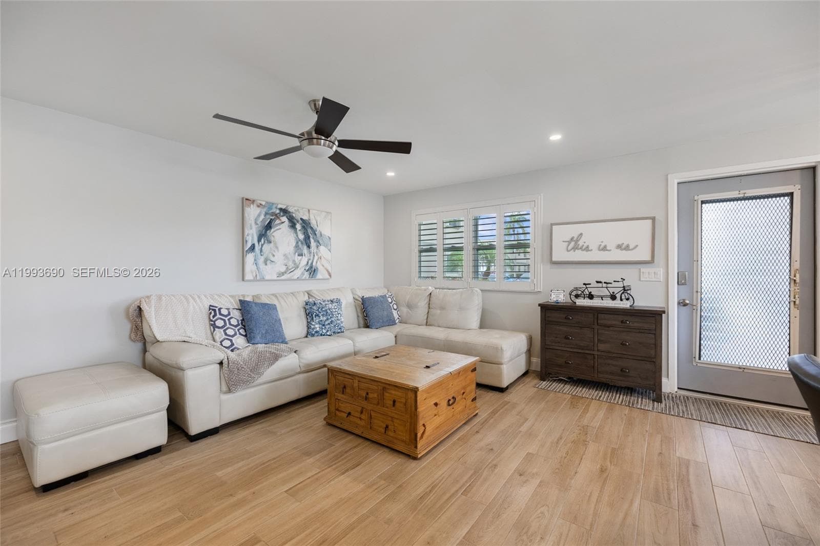 72 Monaco B 72 photo 9