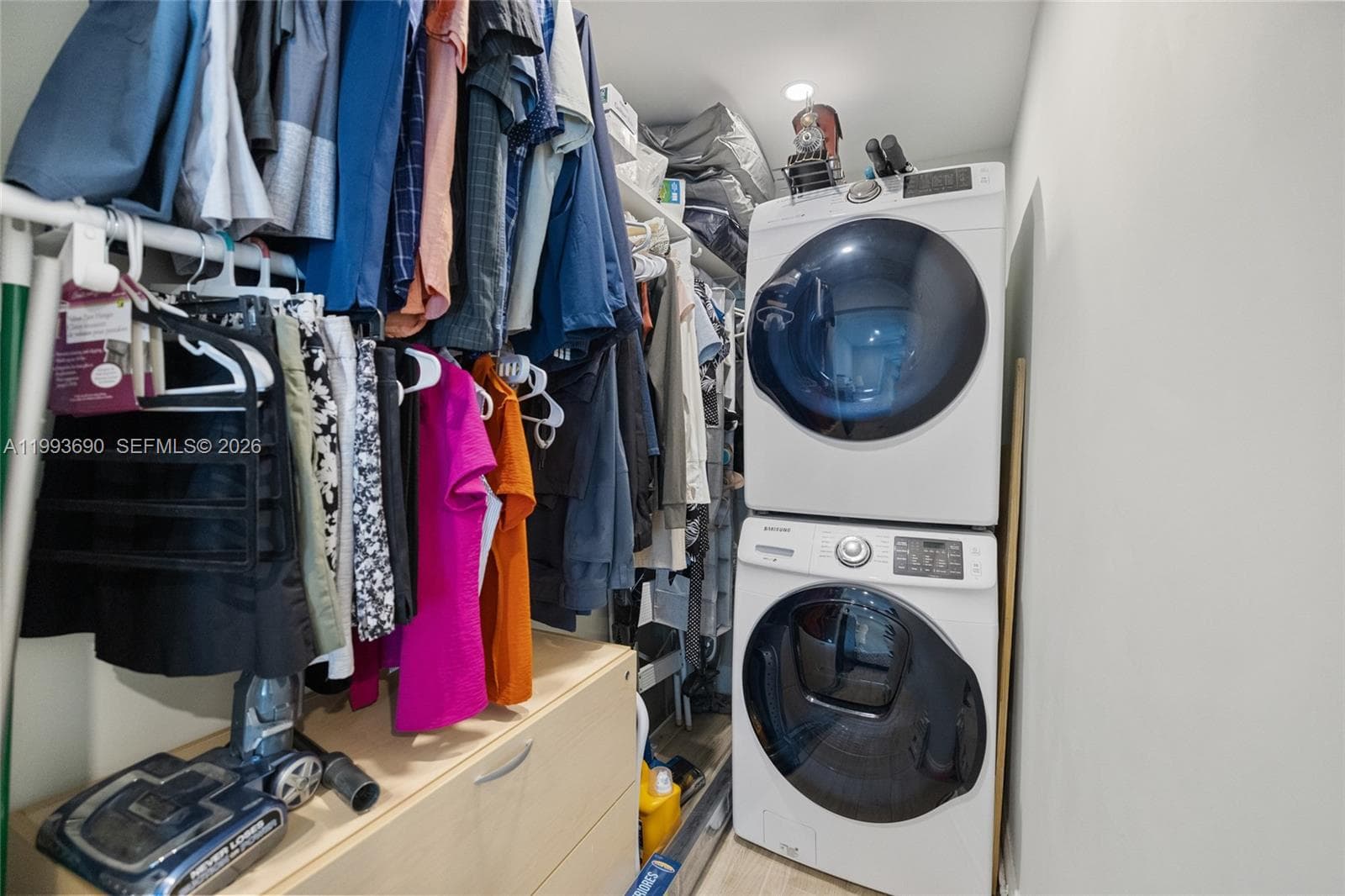 72 Monaco B 72 photo 21