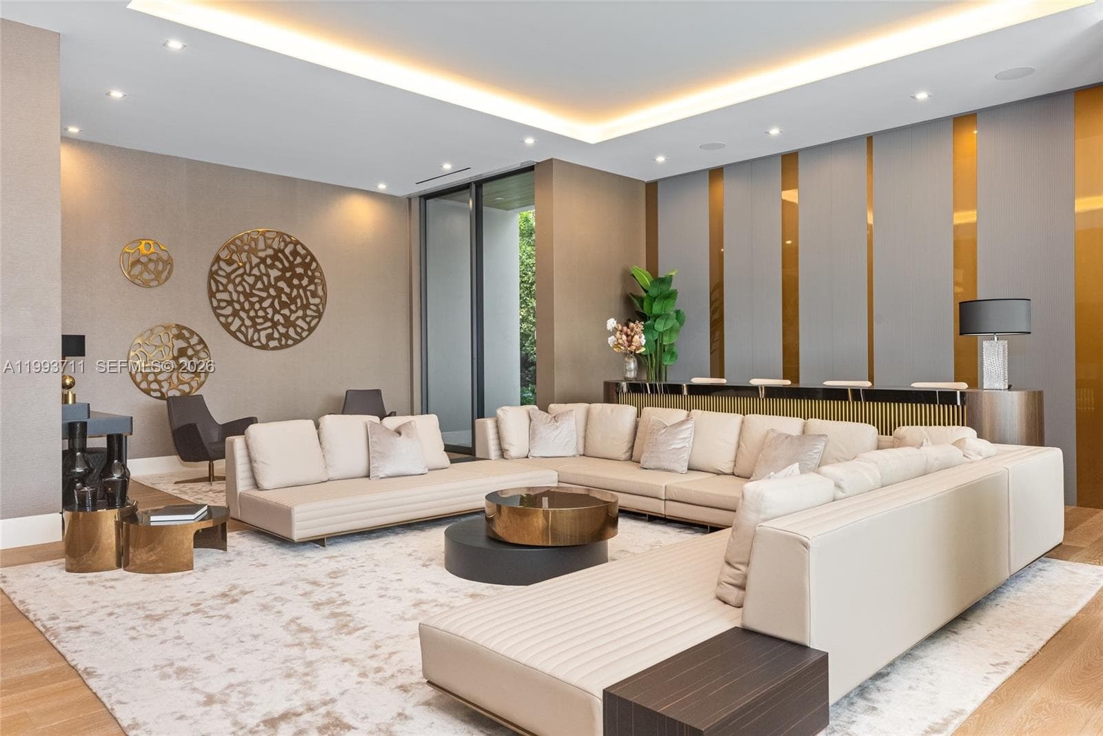 2560 Del Lago Dr photo 17