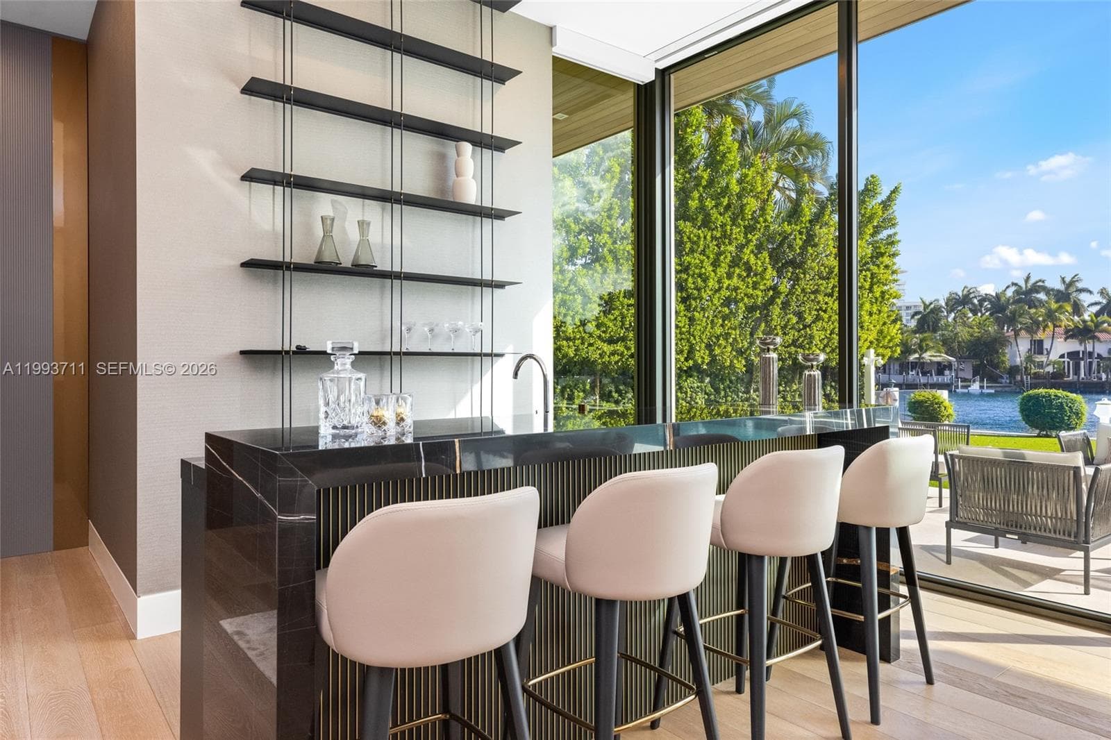 2560 Del Lago Dr photo 22