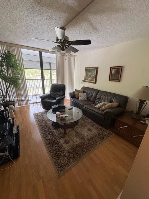 2812 N 46th Ave G370 photo 2