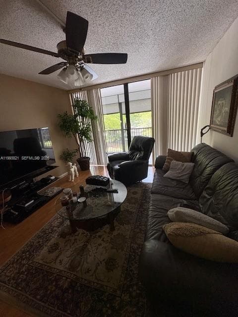 2812 N 46th Ave G370 photo 3