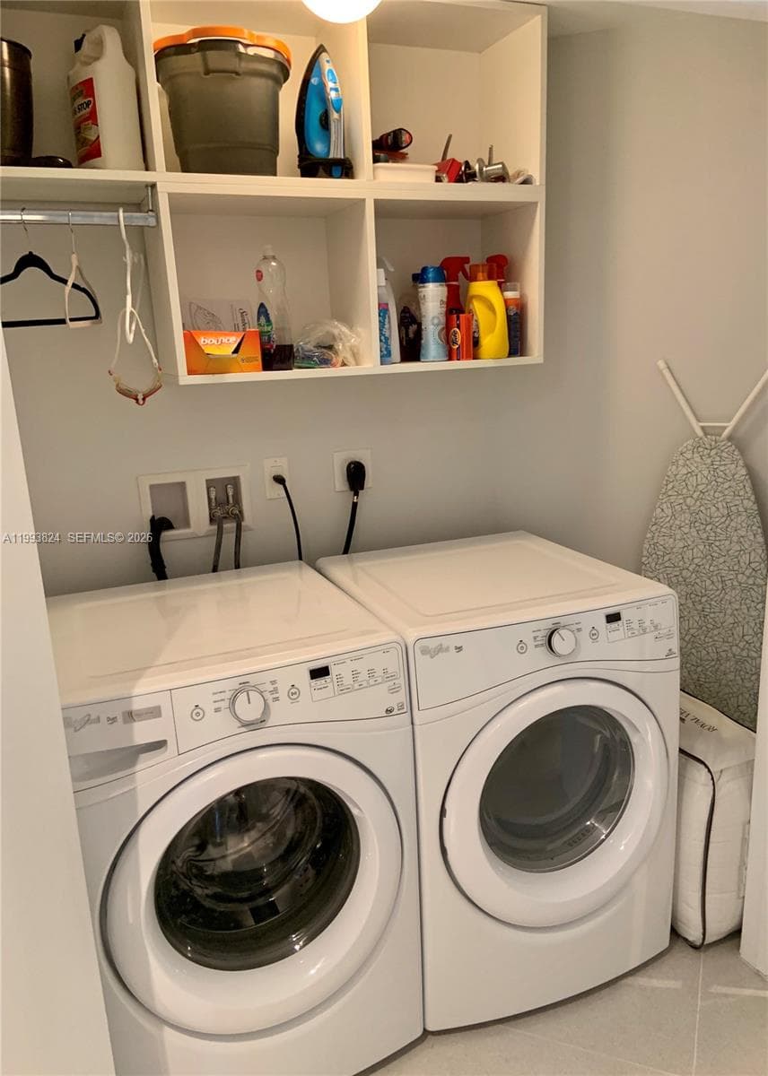 17301 Biscayne Blvd 1602 photo 24